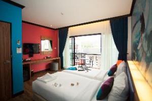 Must Sea Hotel Phuket Exterior photo